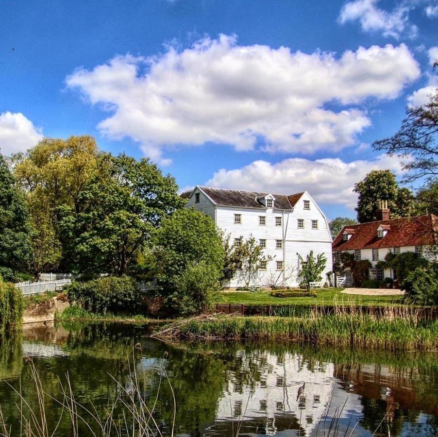 The Old Manse B&B Bures Exteriör bild